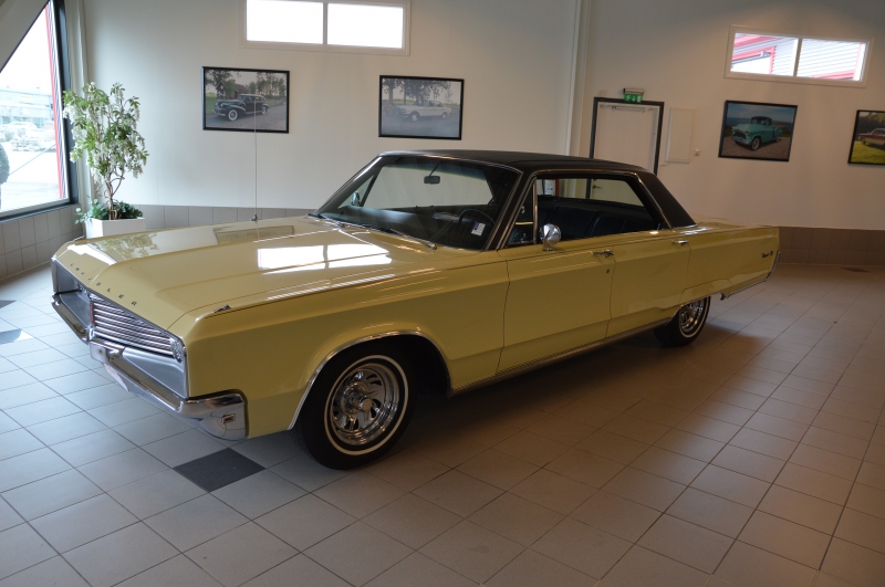 Chrysler Newport 4DHT 1968 (Sold)