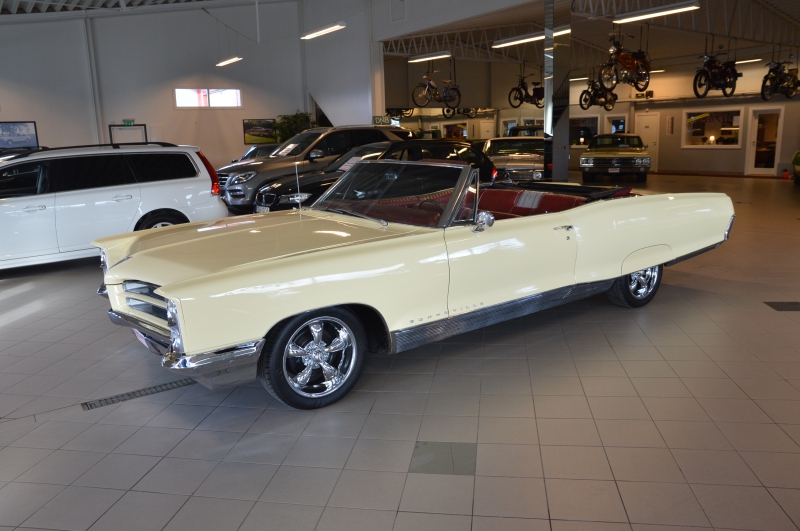 Pontiac Bonneville Convertible 1966 (Såld)