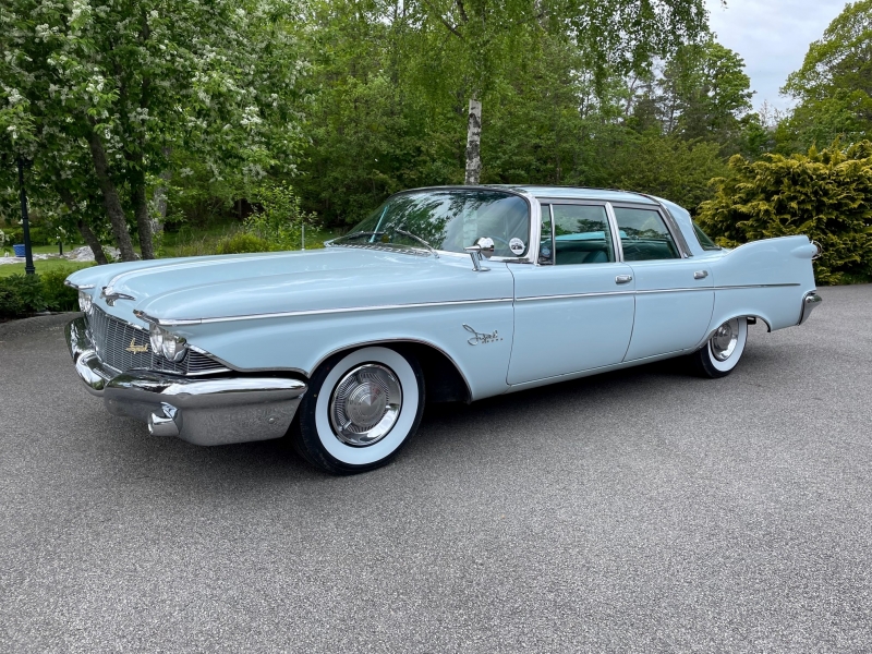 Imperial Crown 4d sedan 1960 (Sold)