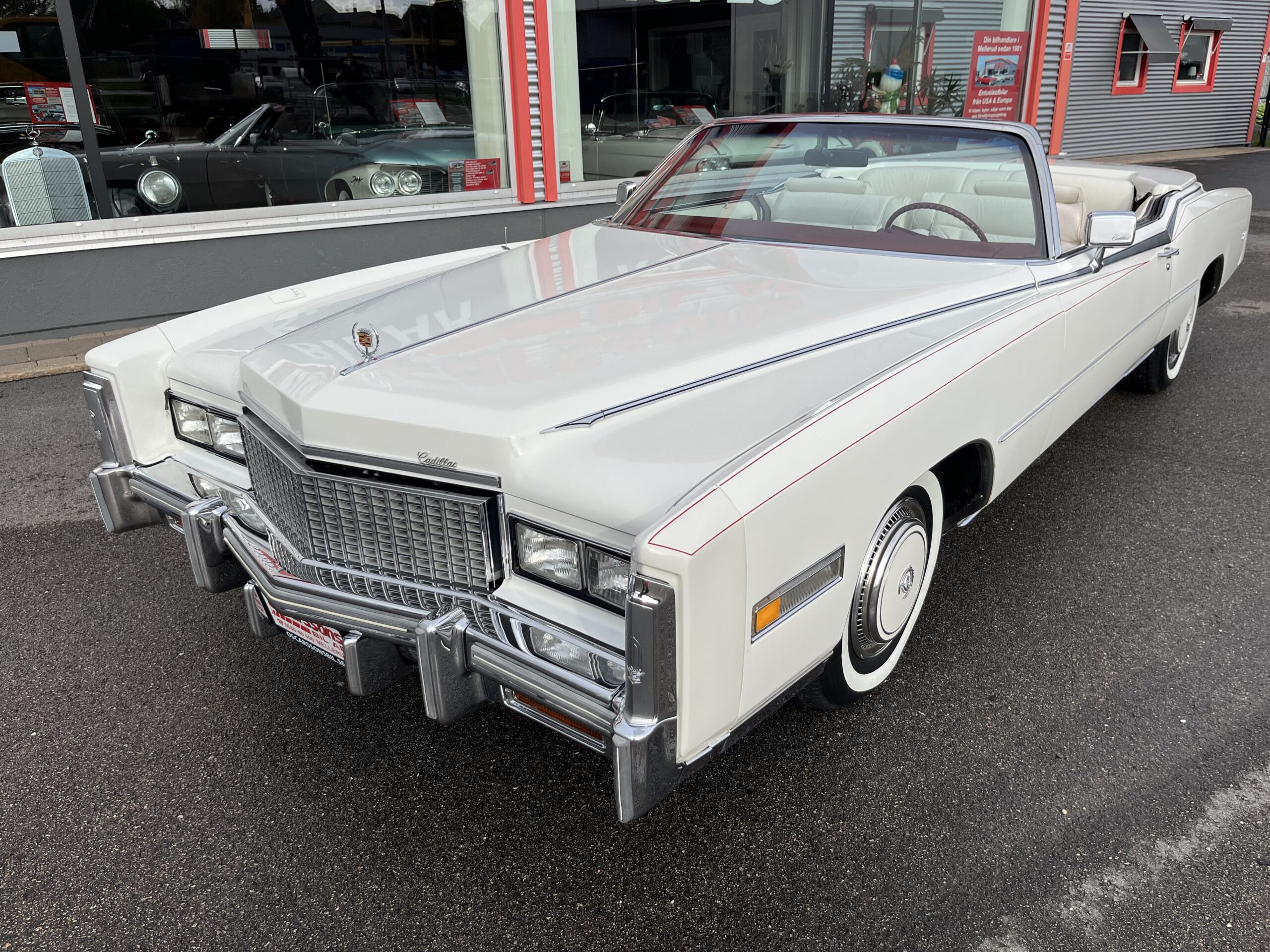 Cadillac Eldorado Biarritz “Convertible” 1976. (Reserverad)
